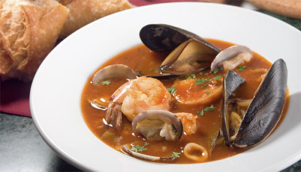 Cioppino (Italian Fish Stew)